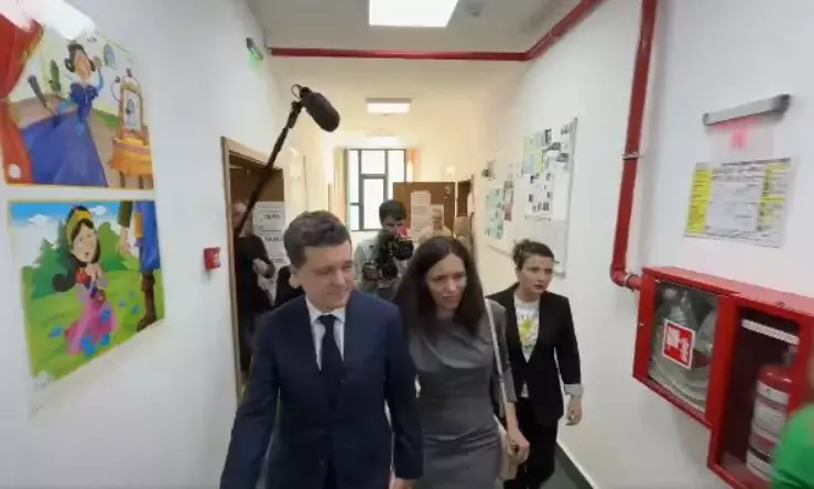 Mirabela-Grădinaru-Nicușor Dan-alegeri (7)