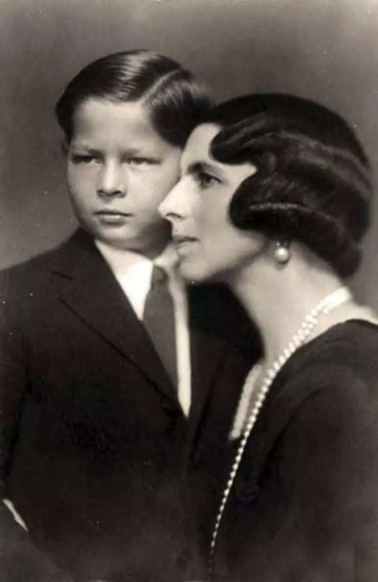 Regele Mihai şi Regina Elena