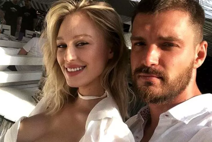 Bogdan-Vladau-tata-intro-740x495-1