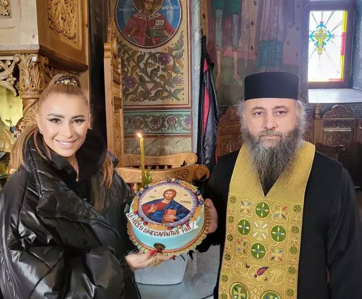 anamaria prodan tort de ziua ei