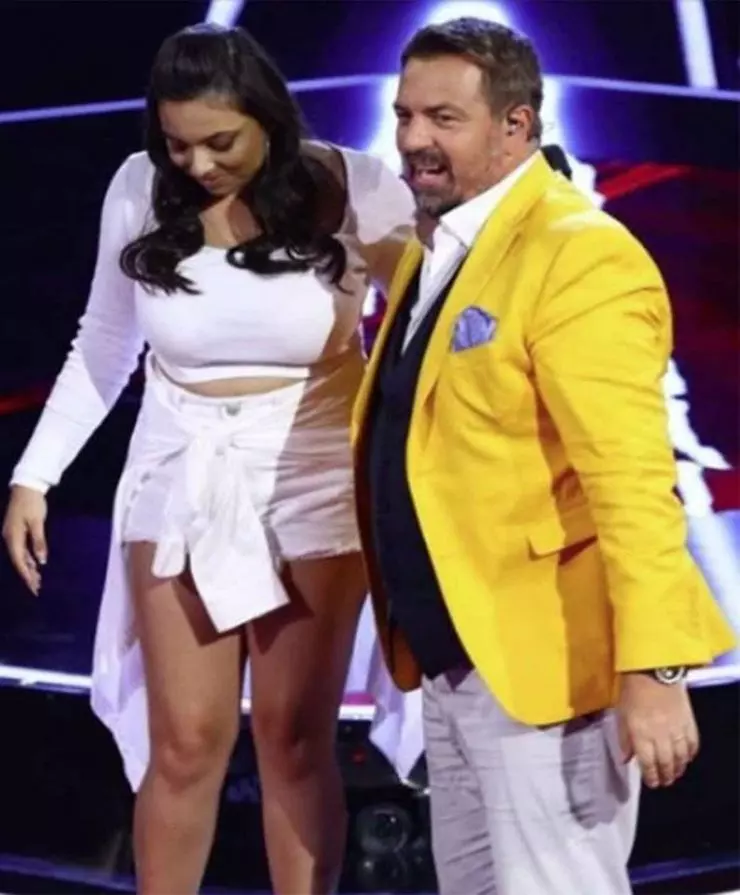 Adriana Simionescu, fiica lui Adi Minune, participă la Vocea României