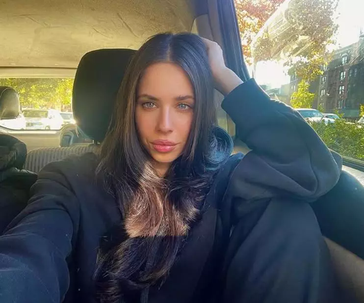 violeta banica 13