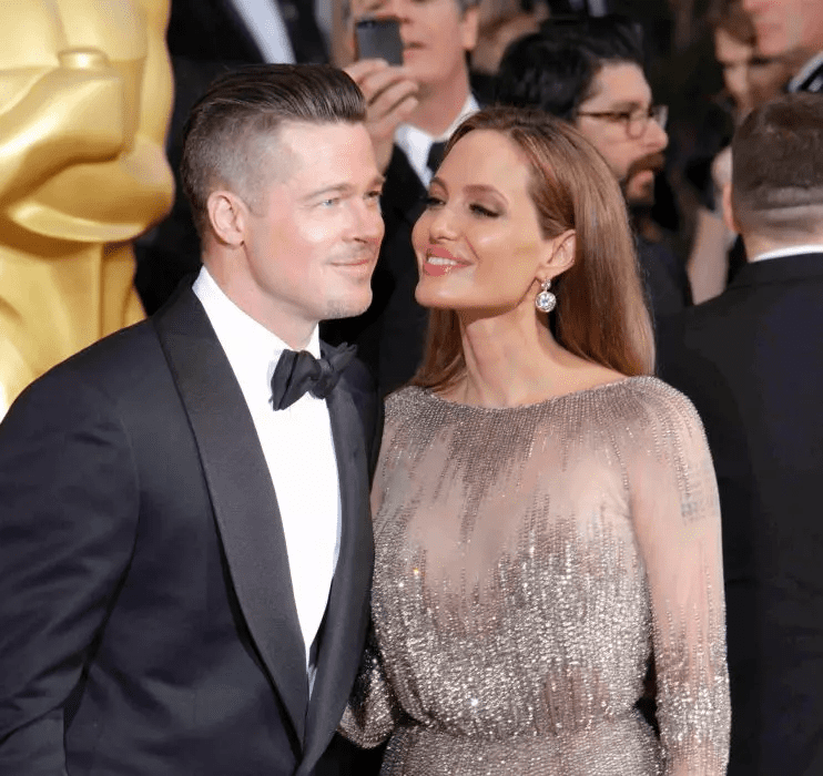 Brad Pitt şi Angelina Jolie
