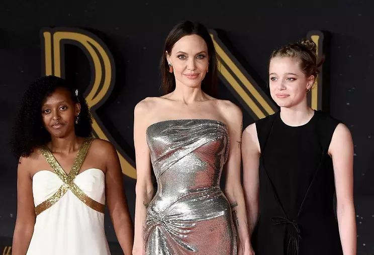 Shiloh Jolie-Pitt a strălucit pe covorul roșu de la Roma, alături de mama ei, Angelina Jolie.