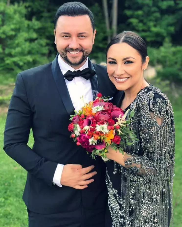 andra-si-catalin-maruta-se-pregatesc-de-nunta-de-cristal-1