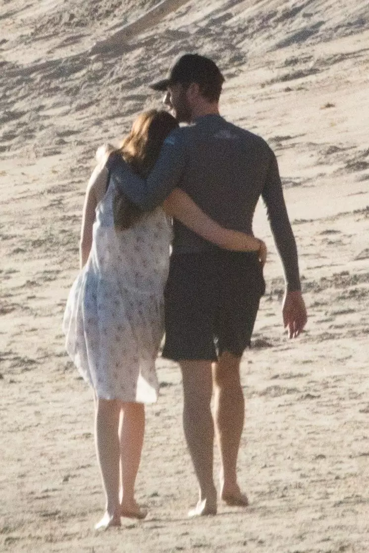 Dakota Johnson și Chris Martin