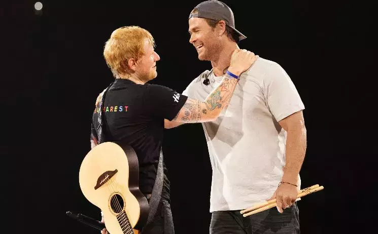 ed-sheeran-si-chris-hemsworth-concert-bucuresti-1