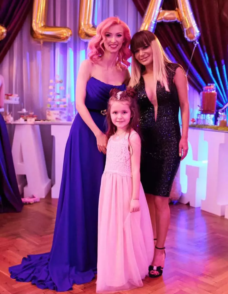 andreea antonescu și andreea bălan tinere relatie de prietenie
