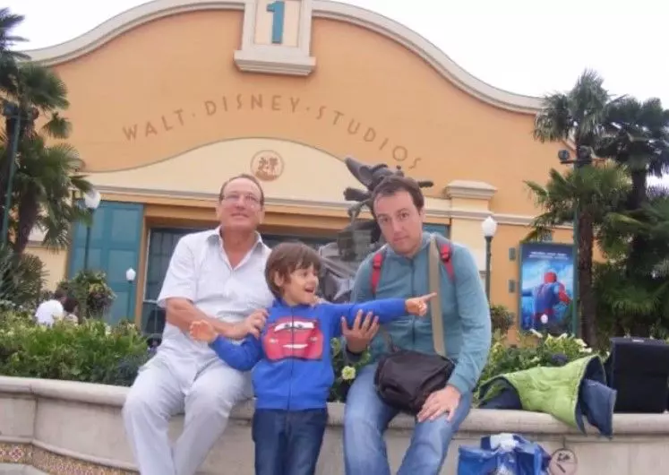 calin-geambasu-s-a-impacat-cu-tatal-lui-de-craciun-zcineva-mereu-trebuie-sa-faca-primul-pas_4