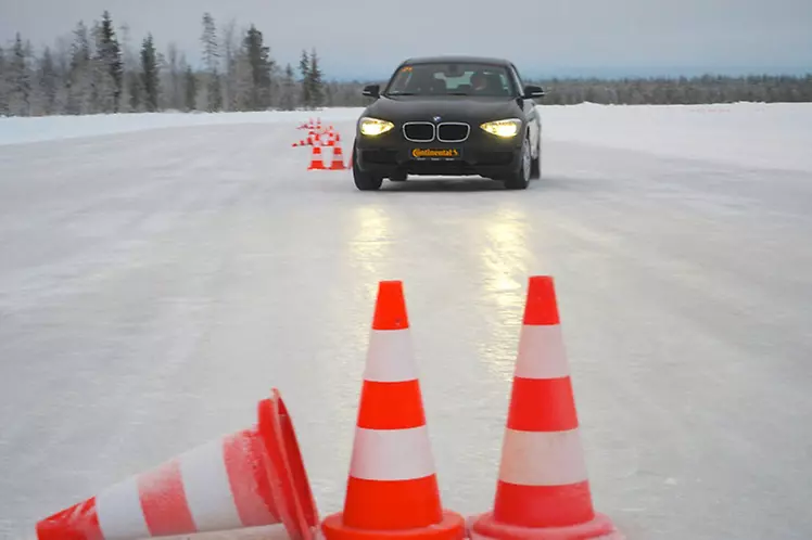 img-winter-eis-bmw-3