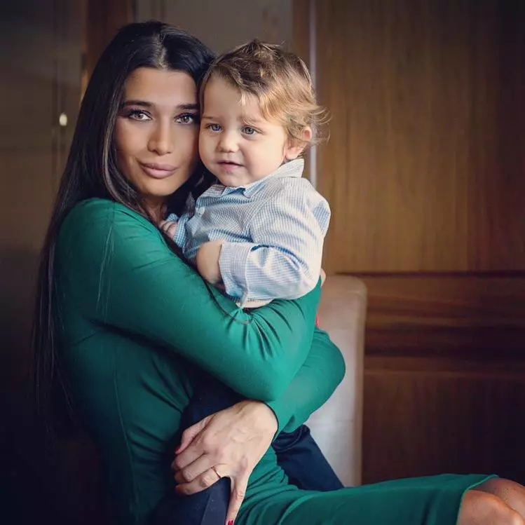 Elena-Băsescu-este-insarcinata-3-1