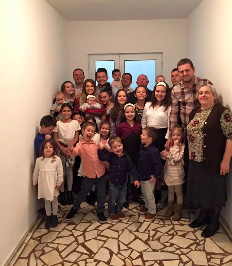 13419145_926793227431662_2514771759776043846_n