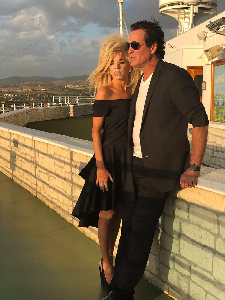 actorul-joe-lara-din-tarzan-si-sotia-au-murit-3