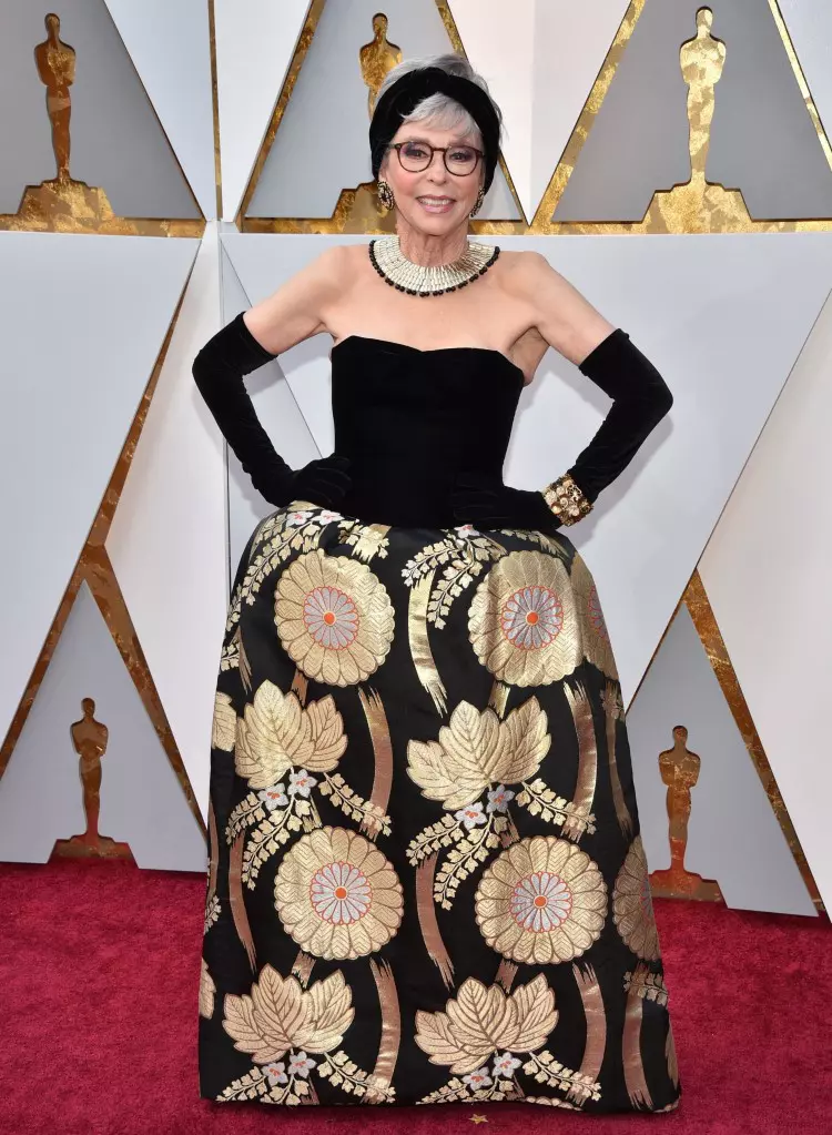 Rita Moreno tinuta neinspirata la Oscar 2018