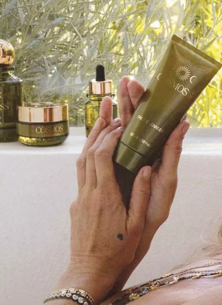 Cosmoss, brand-ul de beauty & wellness lansat de Kate Moss
