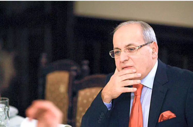 12079453_742906582488158_154679793045047431_n-1