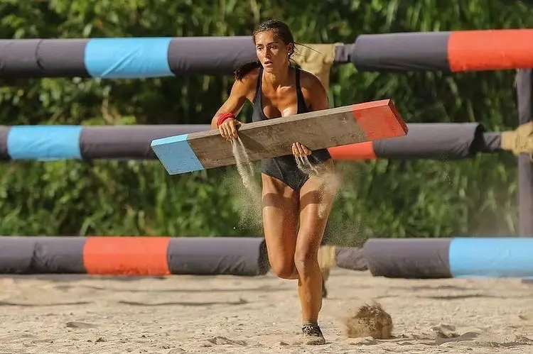 Problemele cu care Raluca Dumitru a rămas după Survivor România (1)