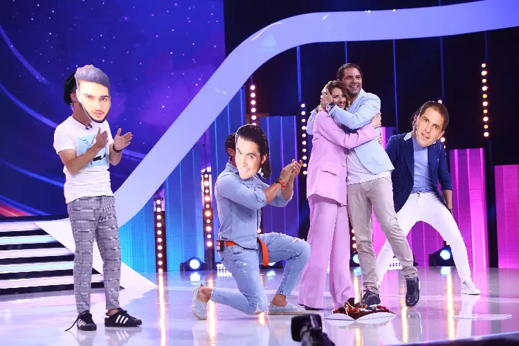 Lidia Buble zi de nastere 4
