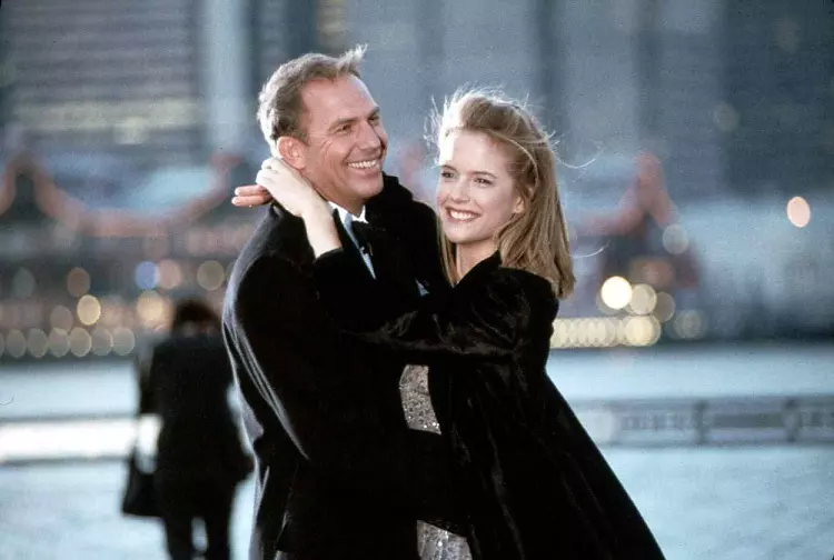 Kelly Preston Kevin Costner