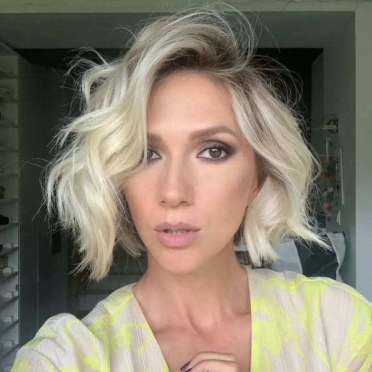 adela popescu schimbare de look