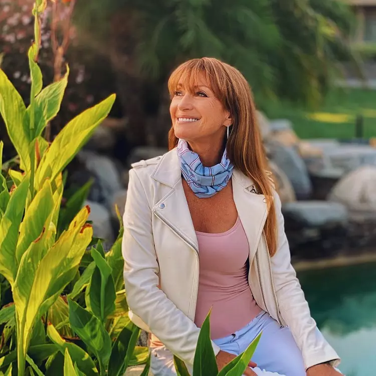 jane seymour cum arata la 69 de ani