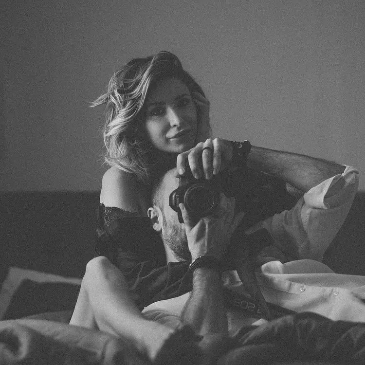 deea-codrea-insarcinata-3