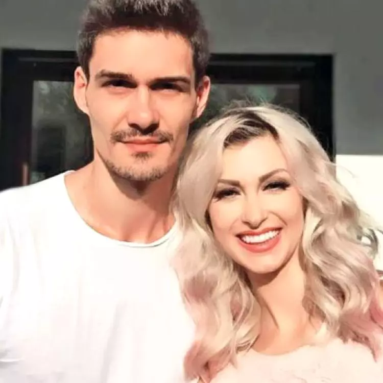 Andreea-Bălan-a-luat-atitudine-în-urma-dezvăluirilor-făcute-de-George-Burcea-la-Ferma