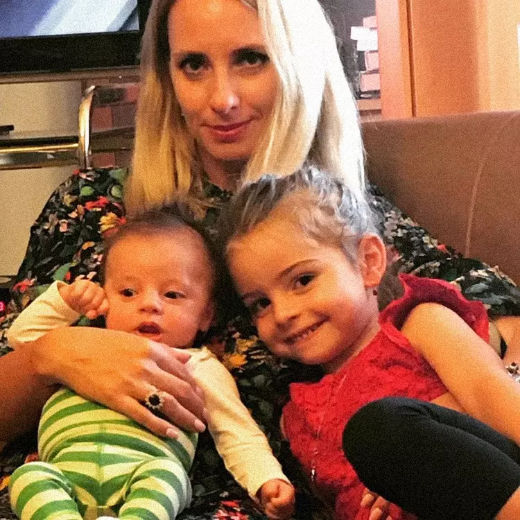 Eliza-Ilie-si-copiii-ei