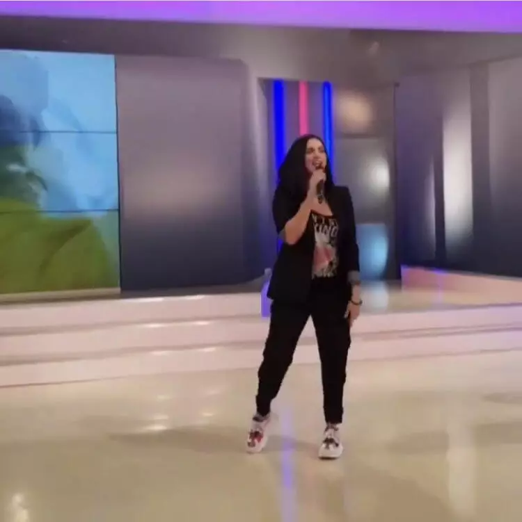 Lavinia Pirva insarcinata