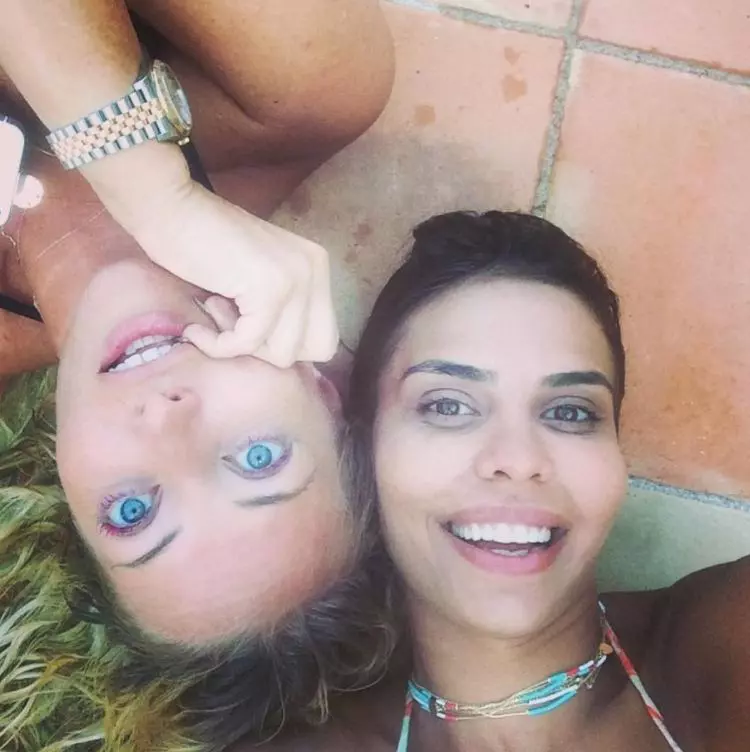 Delia-si-Andreea-Popescu