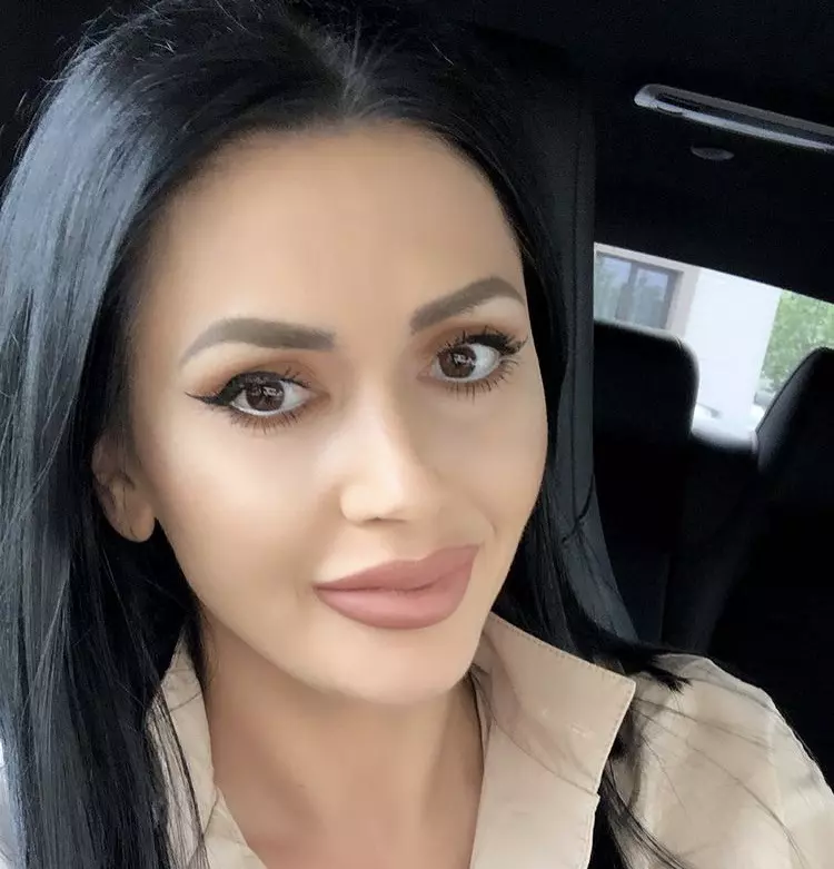 raluca-dumitru-deschidere