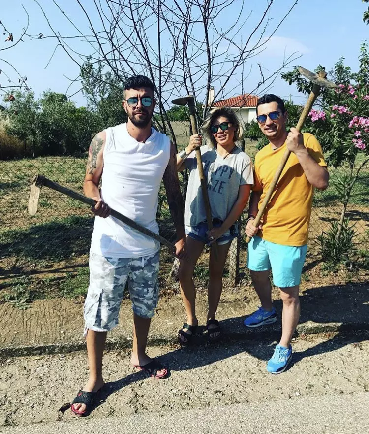 Au început filmările pentru „Aventură cu 4 stele” (Antena 1). Cine sunt primele vedete care au plecat în Grecia (11)