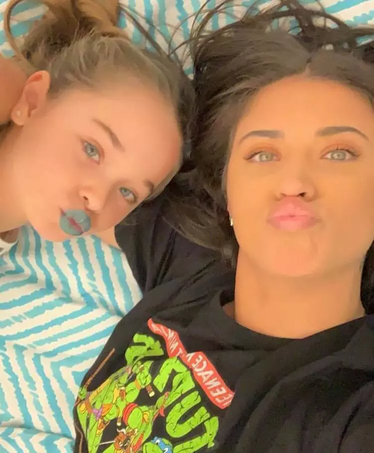 Antonia si familia 7