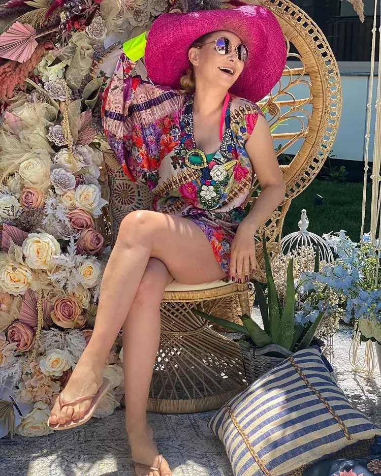 adina buzatu creatoare moda
