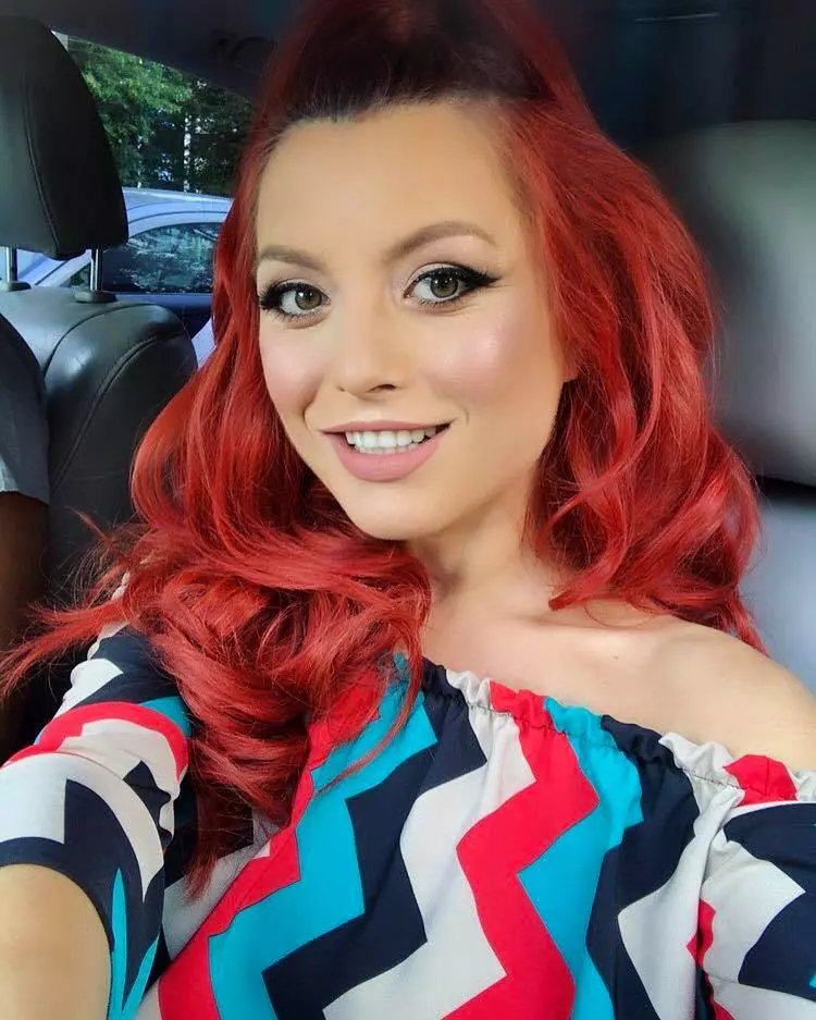 Elena Gheorghe a nascut 7
