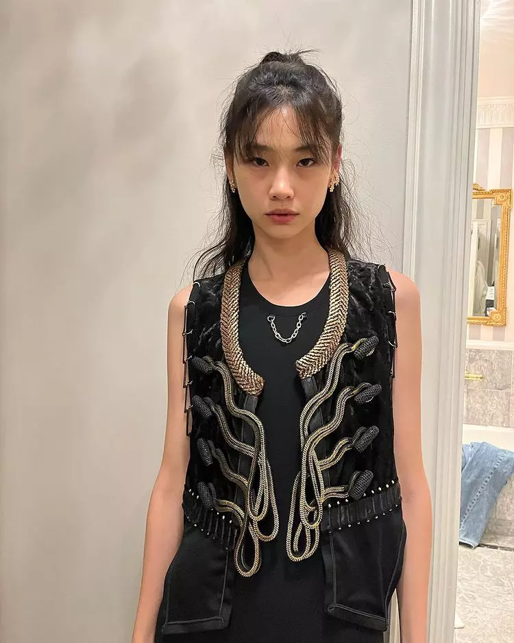 HoYeon-Jung-267956280_112910634572491_5900293840522137049_n