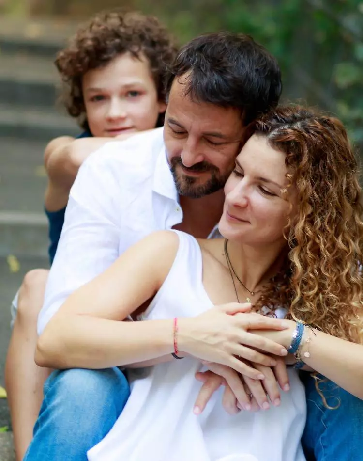 Andrei-Aradits-si-familia-2