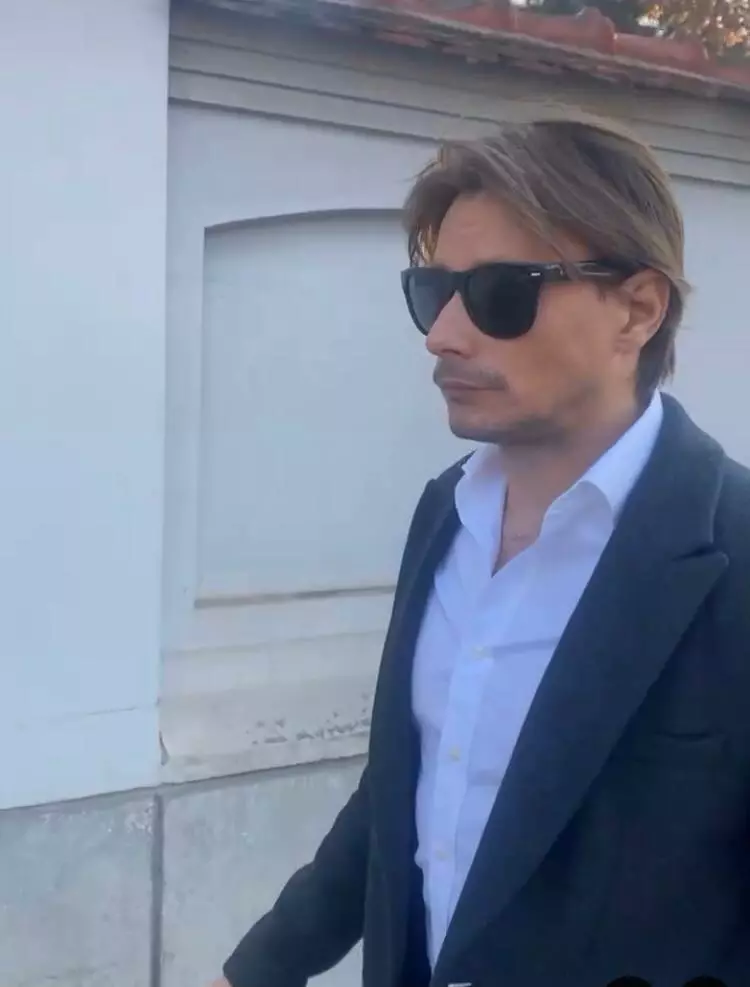 marius-manole-decoratie-klaus-iohannis-1111