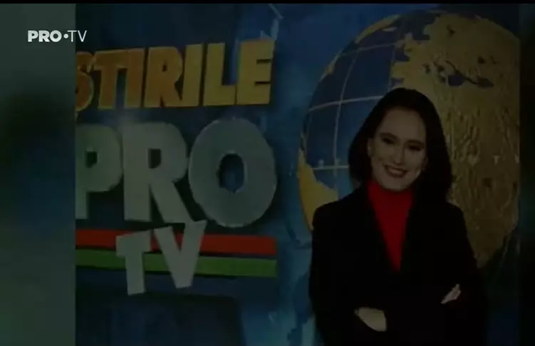 Andreea Esca, poze de colectie Pro TV (5)