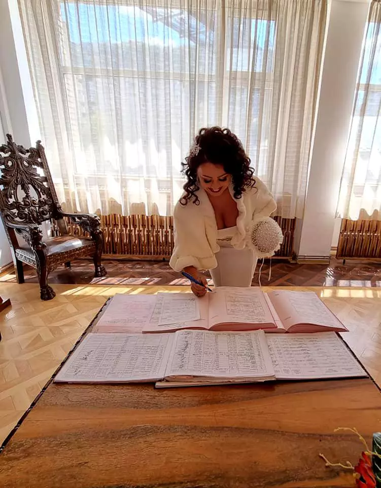 178134094102254345848700208328322359535843584n