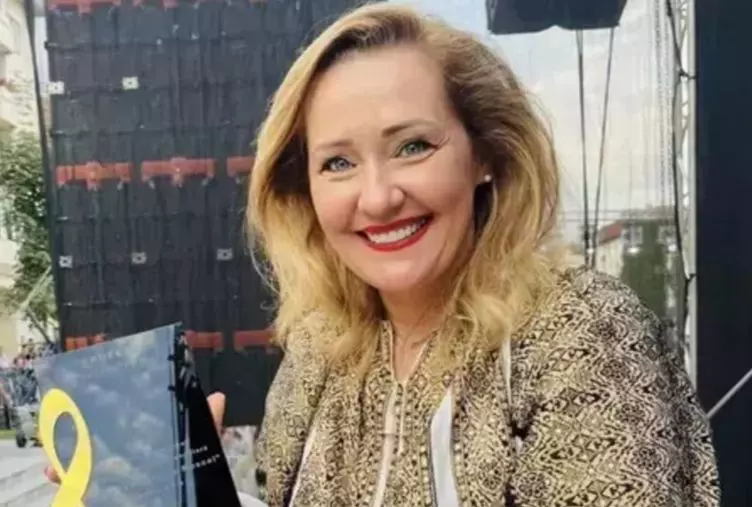 elena lasconi 3