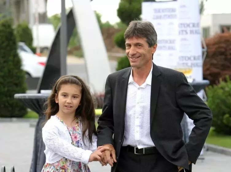 Dana şi Iosif Rotariu au adoptat doi copii bolnavi, Kassandra şi Cristian