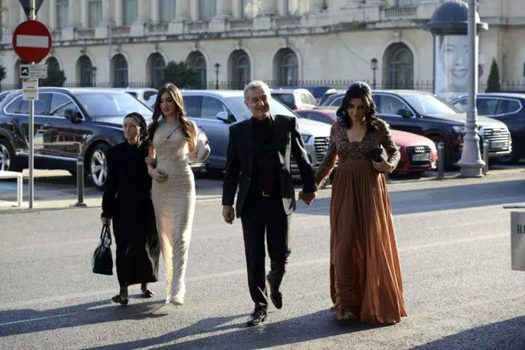 becali-familie