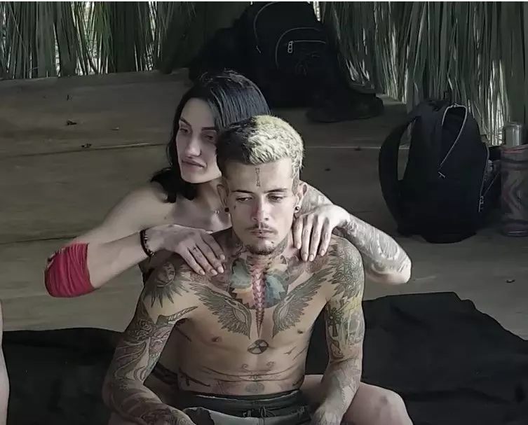 zanni-si-ana-porgras-cunt-colegi-la-survivor-romanai-2021-e1612880589223