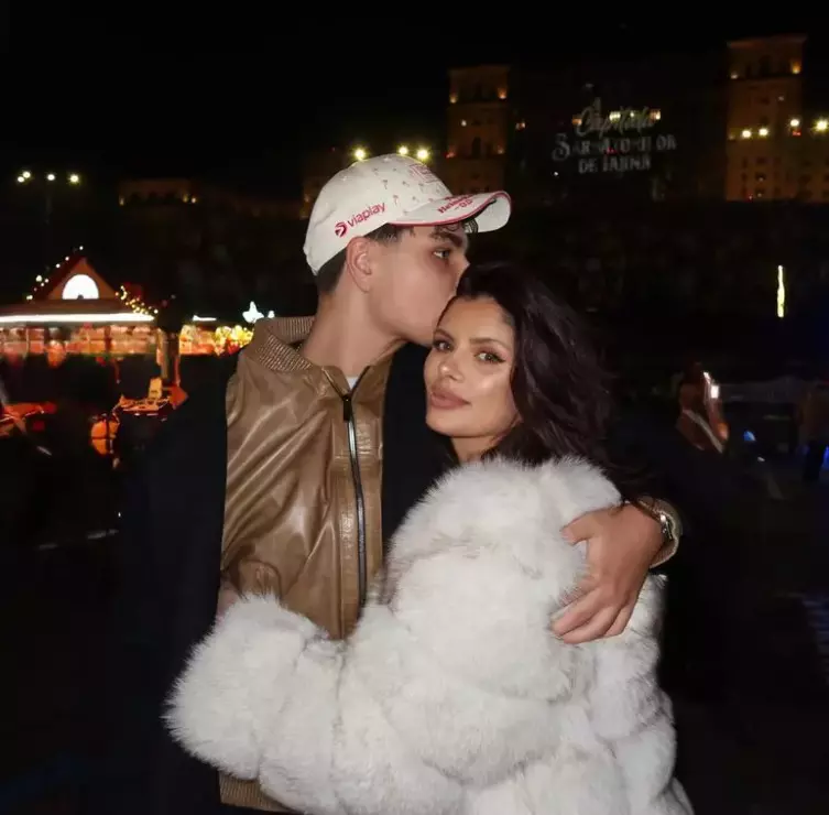 cum-arata-nepotii-lui-ion-tiriac-imagini-rare-ileana-lazariuc-fii (2)