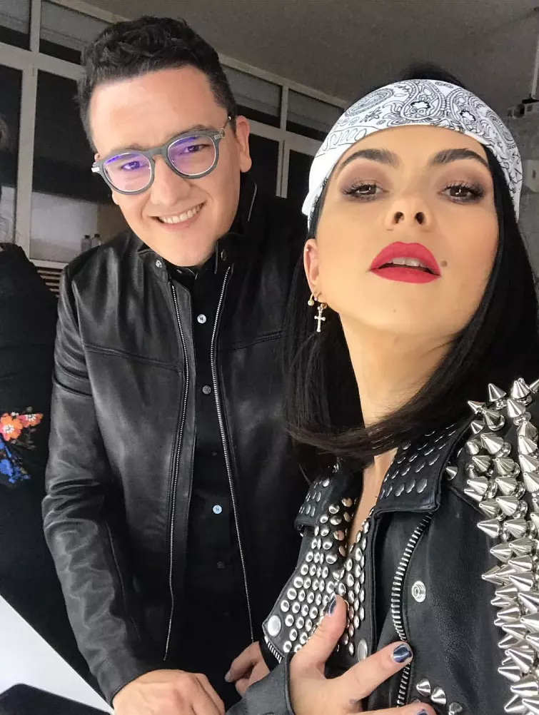 dcc1hwd-1c194fa4-2e87-400e-9687-772bff44a61c