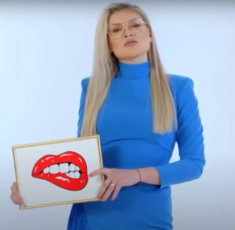 Sabrina-Larisa-Imbrea-9