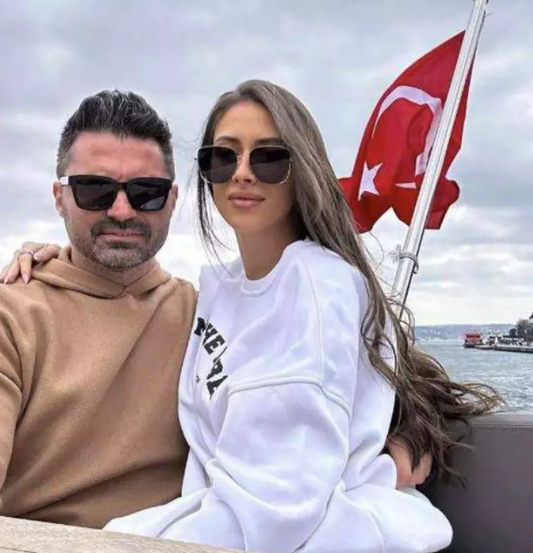 pepe-si-yasmine-ody