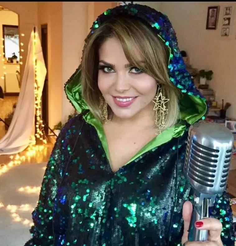 miki arata f bine la 49 de ani