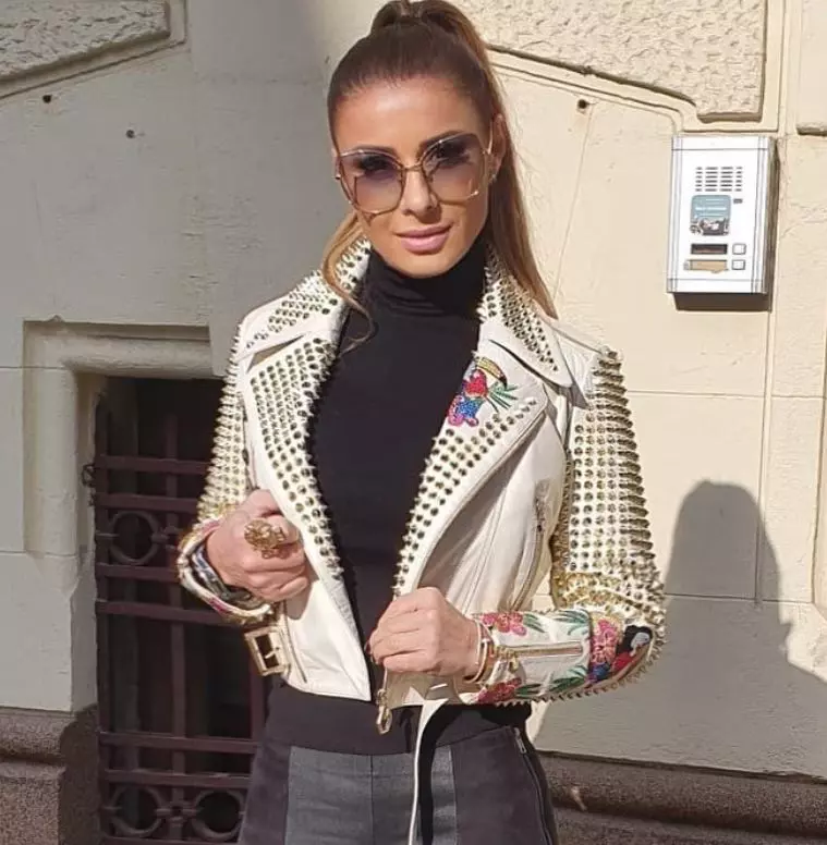 ionela-prodan-mormant-7